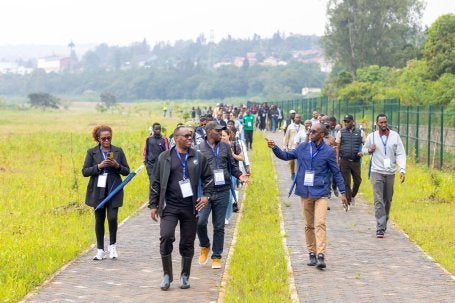 More than 200 of the Forum’s participants on a visit to Kigali’s Gikondo and Kibumba wetlands under restoration by Rwanda’s Environment Management Authority